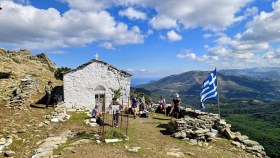 Nefeli_Nine-NEW_Greek_flag
