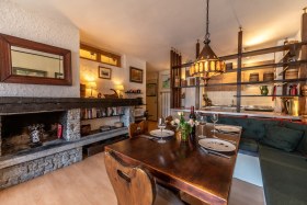 Zermatt-Zayetta54-DinningRoomKit