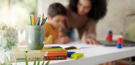 Golden_Circle_Tutors-blurred_bac